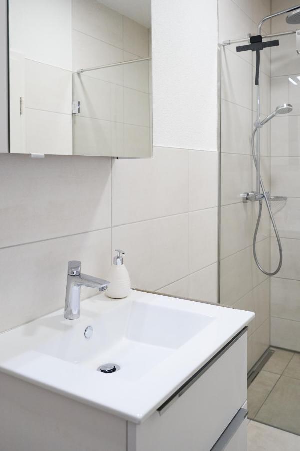 Apartwehr Business&Ferien Apartment Lila Екстериор снимка